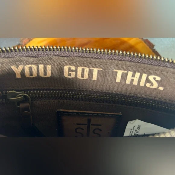 STS Ranchwear Black, Brown and White Patchwork Leather Holder - Picture 4 of 9